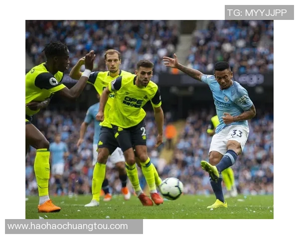 哈德斯菲尔德主场迎战曼彻斯特城争夺英超荣耀的激烈对决 哈德斯菲尔德主场迎战曼彻斯特城争夺英超荣耀的激烈对决